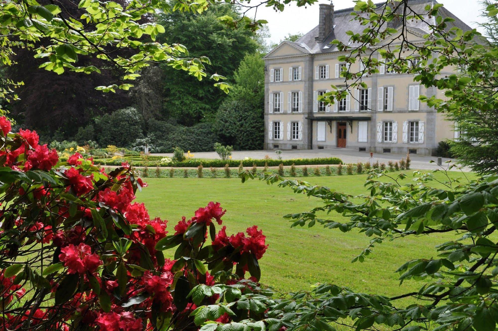 Апартаменты Chateau De La Foltiere Сен-Жермен-ан-Когле Номер фото
